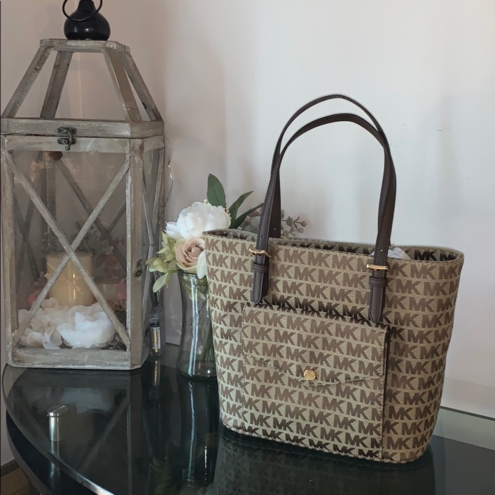 Michael Kors Jet Set Tote